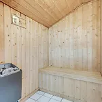 Stunning In With Sauna 別荘