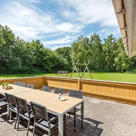 Stunning In With Sauna בית נופש