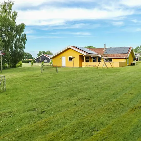 Ferienhaus Stunning In With Sauna *